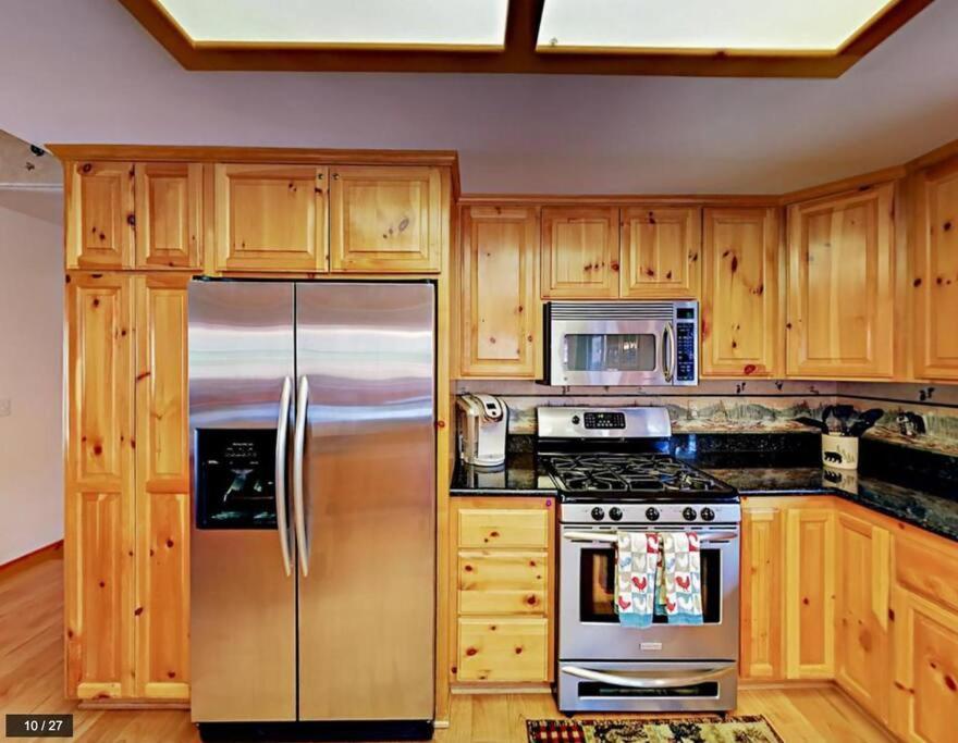 Villa Teakwood - 3-Br Spa, Fire Pit, Quiet, Ac, Centrally Located à Lac Big Bear Extérieur photo