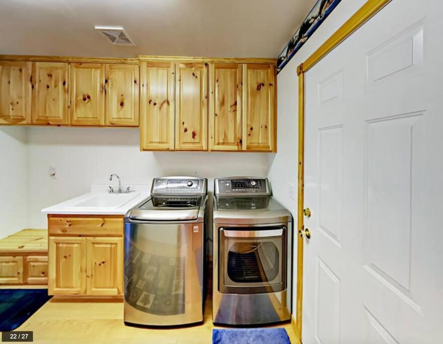 Villa Teakwood - 3-Br Spa, Fire Pit, Quiet, Ac, Centrally Located à Lac Big Bear Extérieur photo