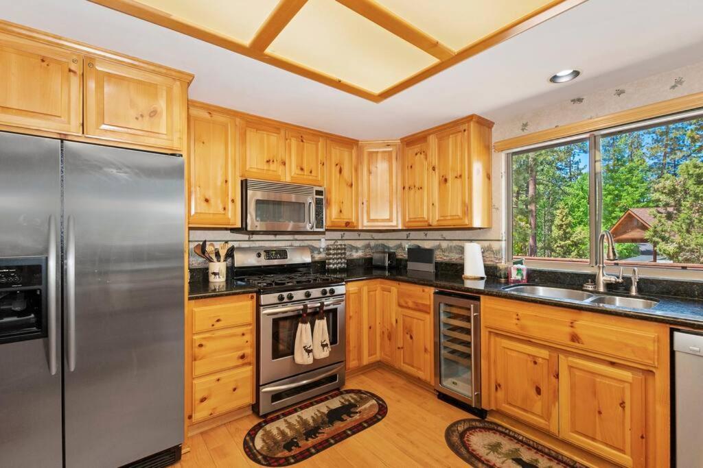 Villa Teakwood - 3-Br Spa, Fire Pit, Quiet, Ac, Centrally Located à Lac Big Bear Extérieur photo